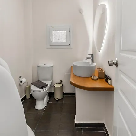 Apartment Lausandros
