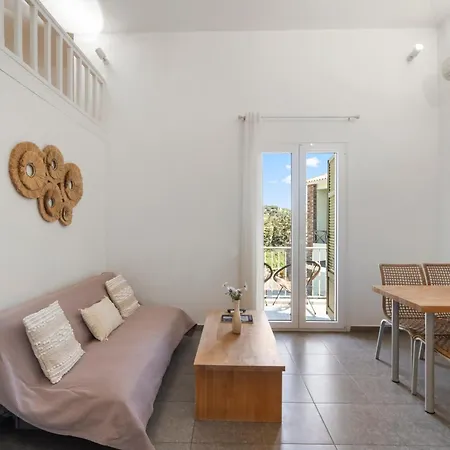 Lausandros Apartment Andros Town